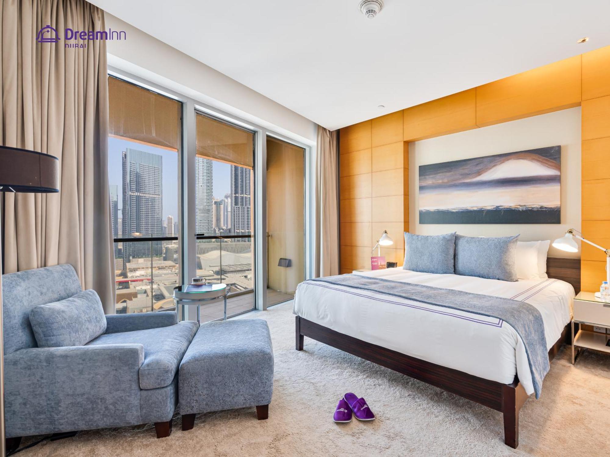 Dream - Fashion Avenue Residences Formerly Address Mall * Dubai
