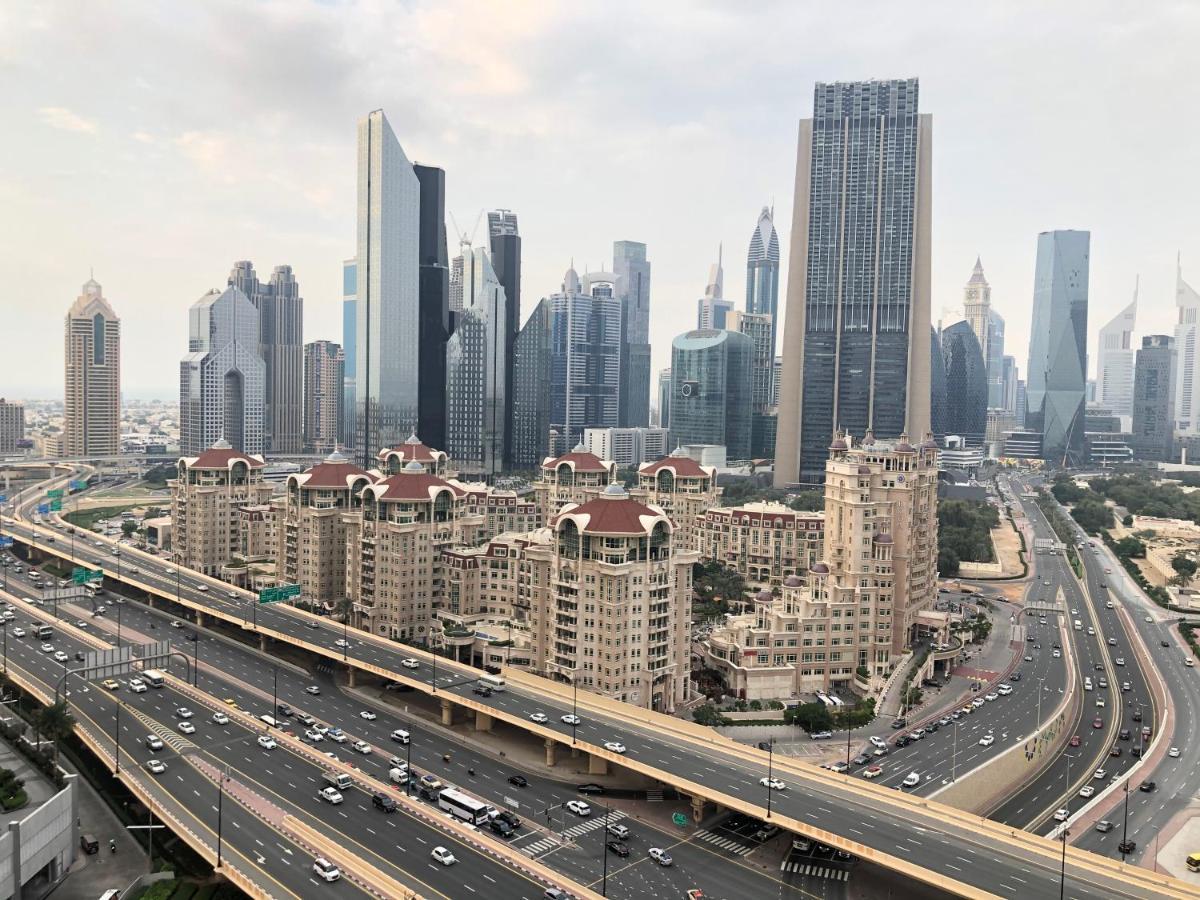 Dream - Address Mall * Dubai